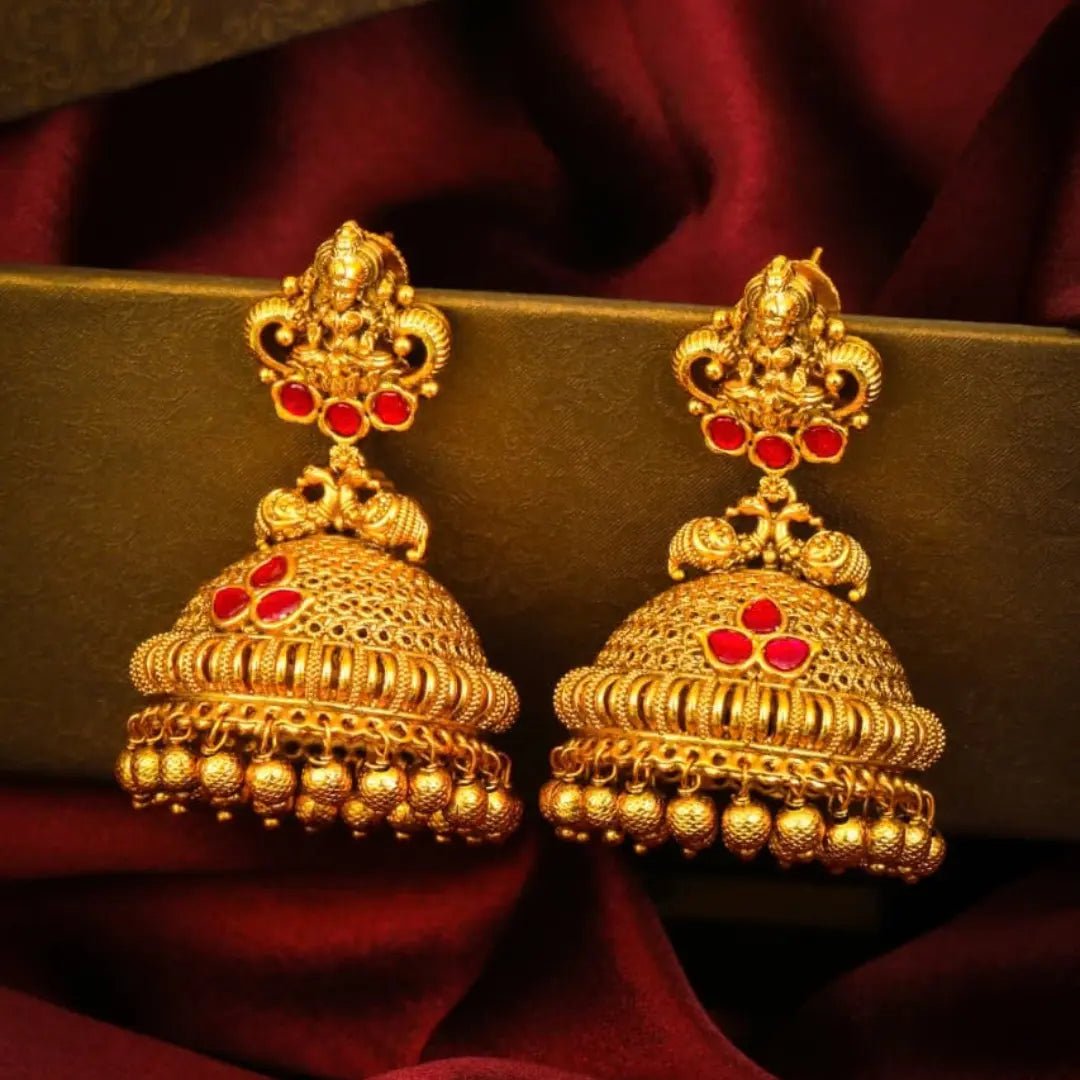 Jimikki kammal gold jhumka earrings Kerala style — South Temple Jewellery